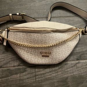 Guess bum bag